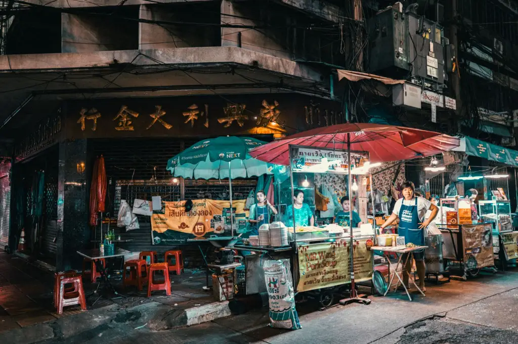 企业画册制作中色彩管理与印刷工艺的关键技术解析