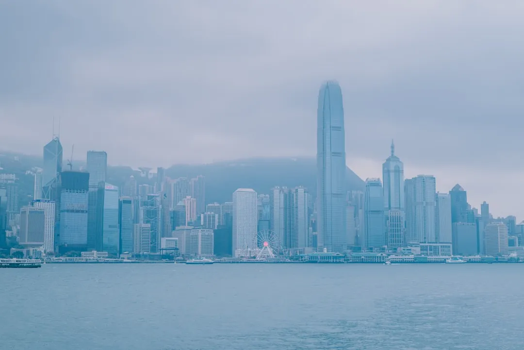 2025年广告设计行业新规对VI与包装设计的影响分析